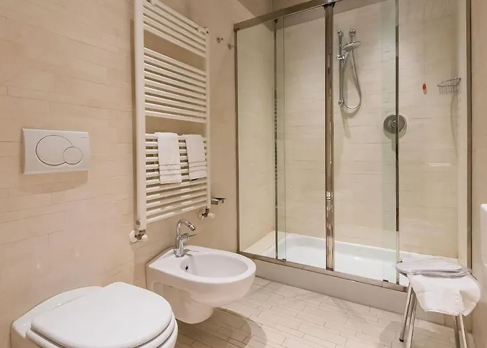 センチュリー ホテル