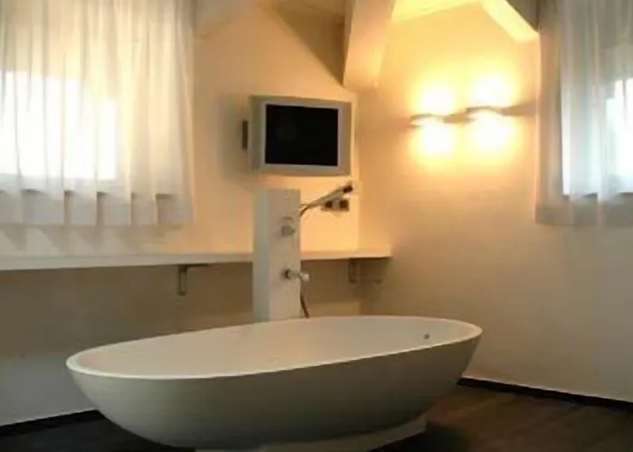 センチュリー 3*