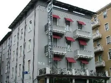 Century 3* Parma