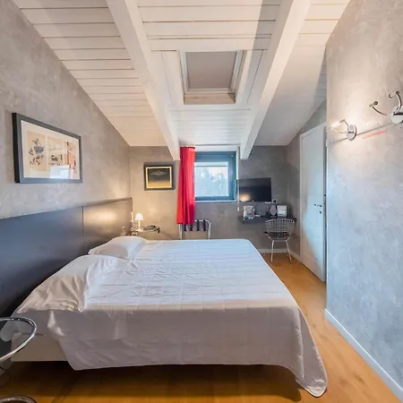 Hotel Century
