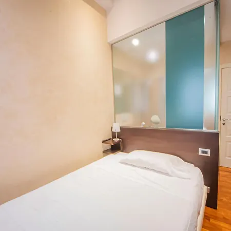 Hotel Century 3*