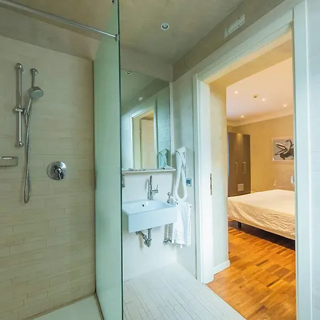 Century Hotel 3*