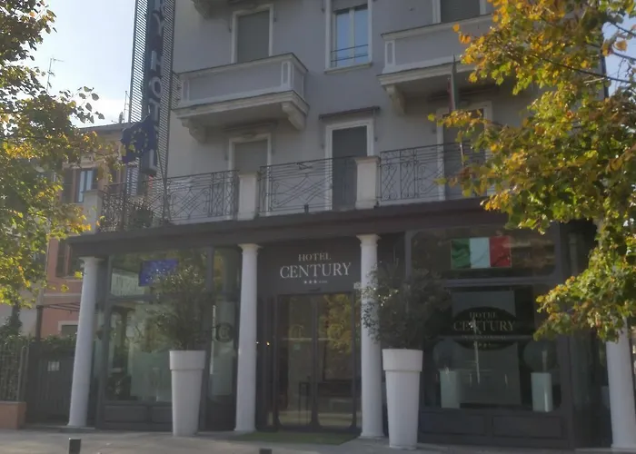 Отель Century Парма