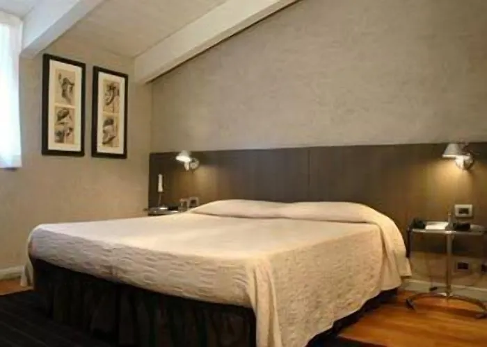 Отель Century 3*