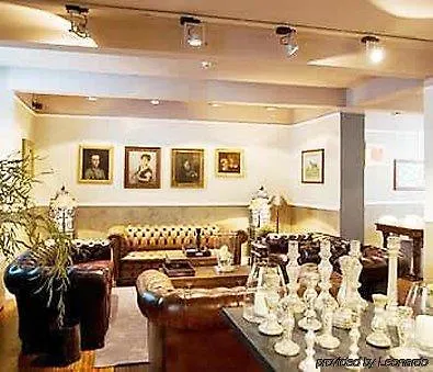 Century 3* Парма